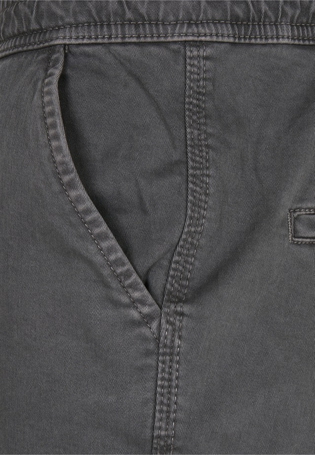 URBAN CLASSICS Stoffhose »Urban Classics Herren Stretch Twill Joggshorts«