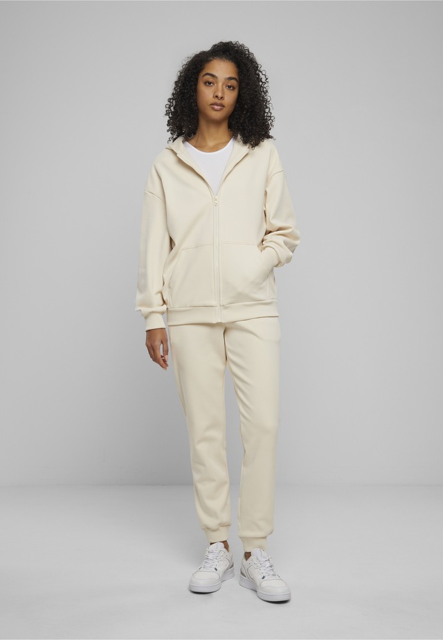 URBAN CLASSICS Kapuzenpullover »Urban Classics Damen Ladies Cozy Oversized Zip Hoody« 1