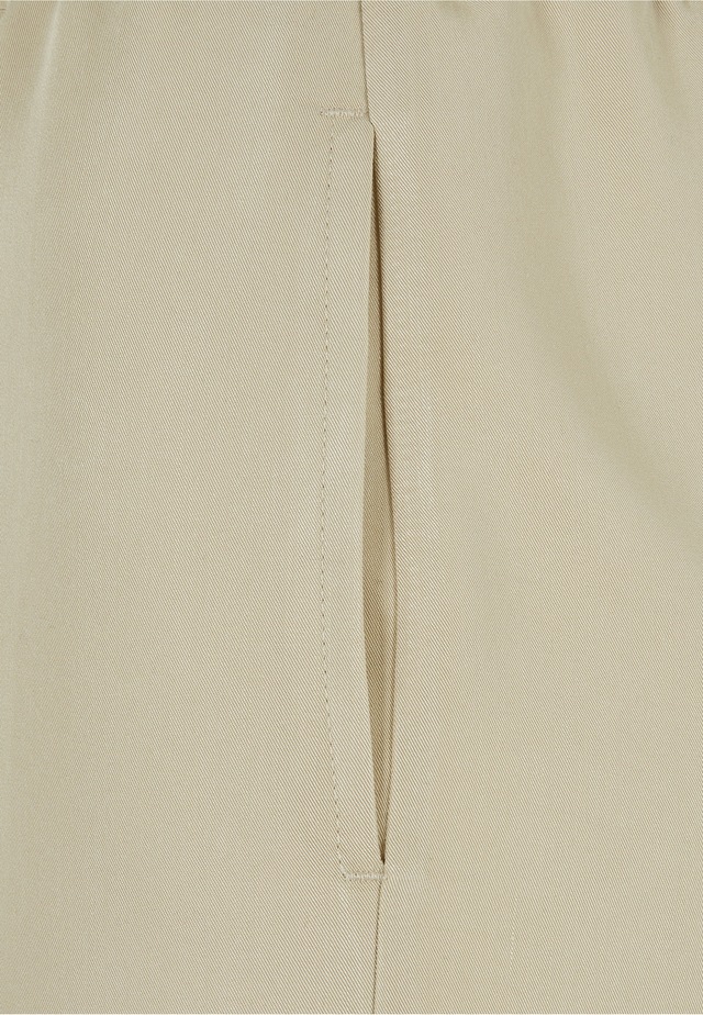 URBAN CLASSICS Stoffhose »Urban Classics Damen Ladies Vicose Straight Leg Cargo Pants«