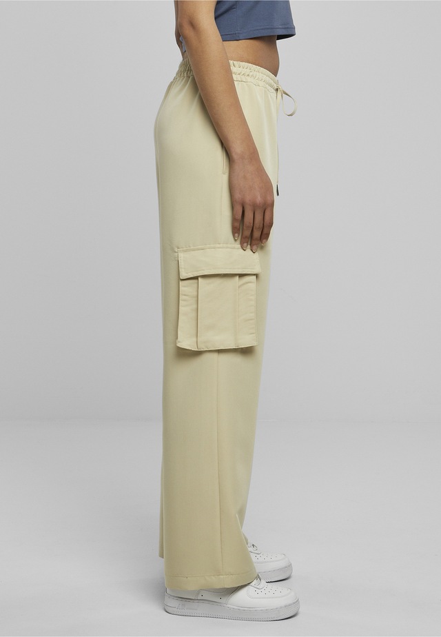 URBAN CLASSICS Stoffhose »Urban Classics Damen Ladies Vicose Straight Leg Cargo Pants«