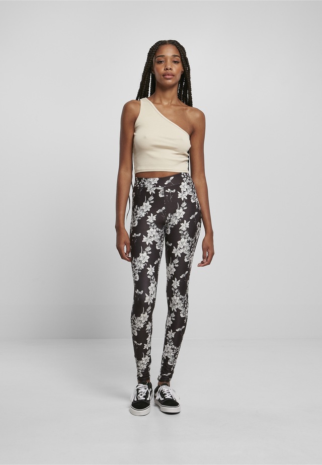 URBAN CLASSICS Tanktop »Urban Classics Damen Ladies Cropped Asymmetric Top« 1 Stk.