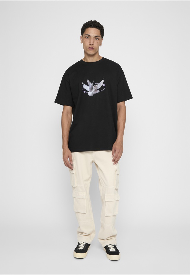 Upscale by Mister Tee Kurzarmshirt »Upscale by Mister Tee Herren Vive la Liberte Oversize Tee« 1 Stk.