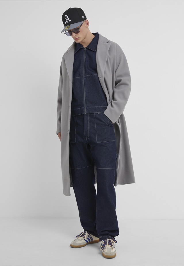 URBAN CLASSICS Cabanjacke »Urban Classics Herren Long Coat« 1 Stk. tlg. ohne Kapuze