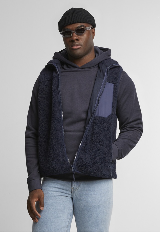 URBAN CLASSICS Kapuzenpullover »Urban Classics Basic Essential Hoody« 1 Stk.