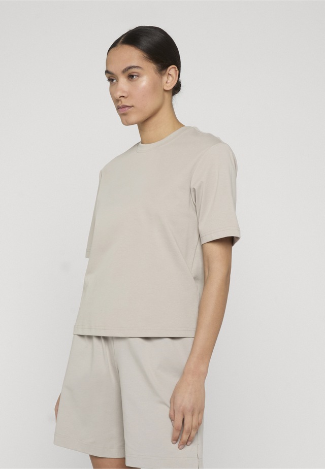 URBAN CLASSICS T-Shirt »Urban Classics Ladies Sorona Loose Fit Tee« 1