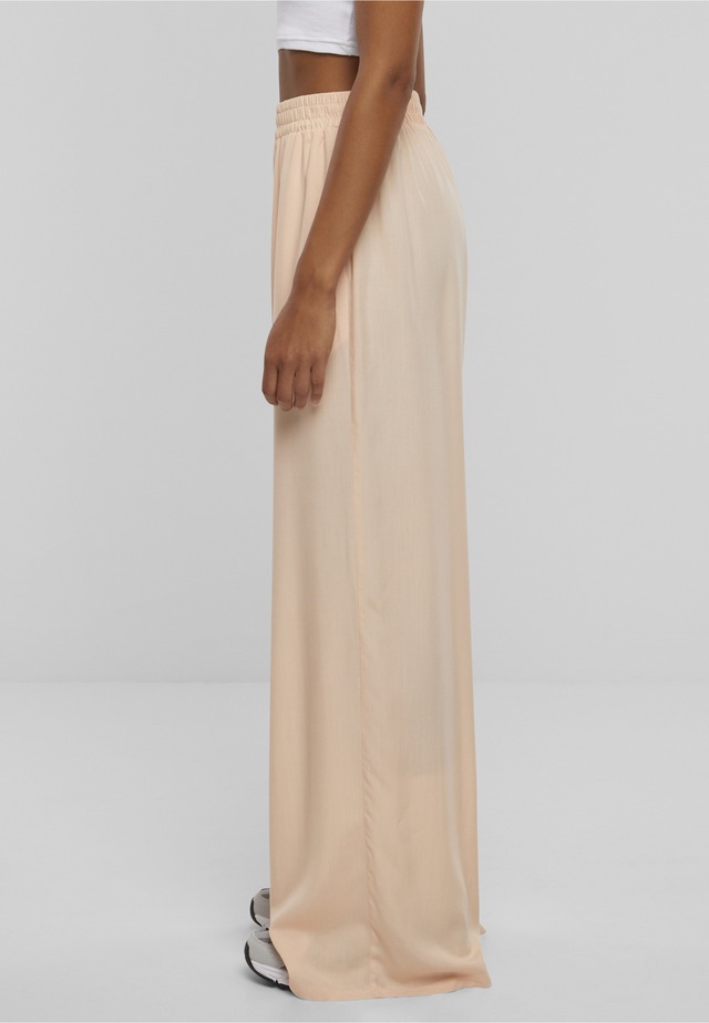 URBAN CLASSICS Stoffhose »Urban Classics Damen Ladies Wide Leg Viscose Pants«