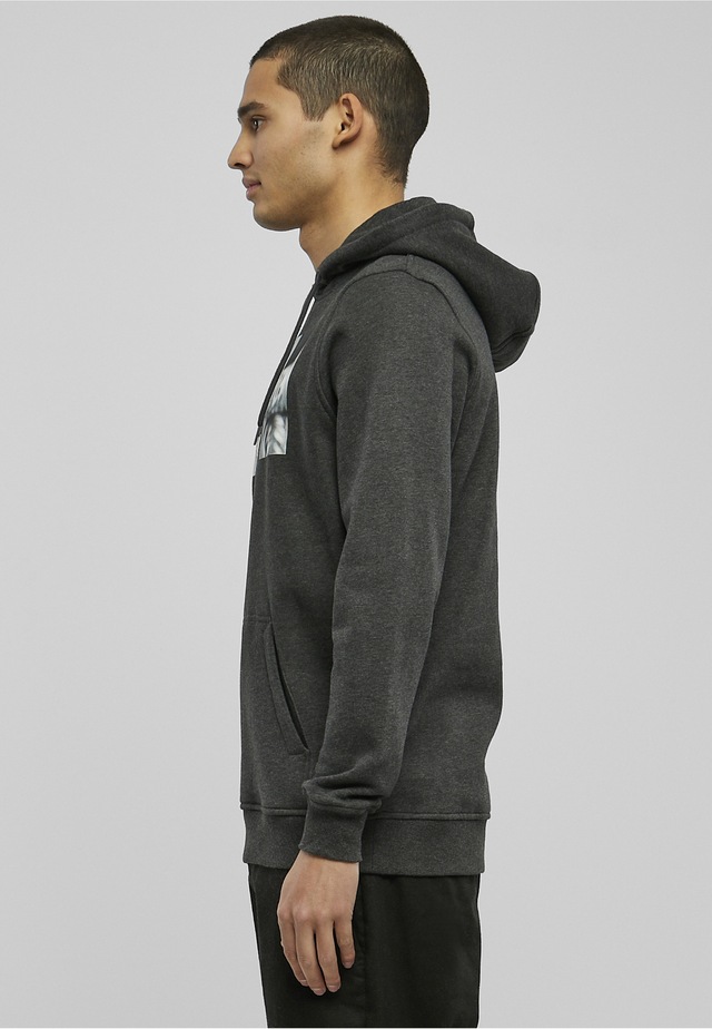 MisterTee Kapuzenpullover »MisterTee Herren Pray 2.0 Hoody« 1