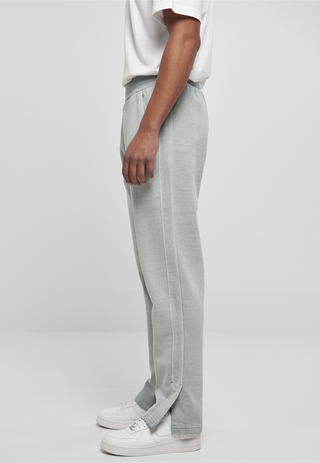 URBAN CLASSICS Sweathose »Urban Classics Herren Heavy Terry Garment Dye Slit Sweatpants«