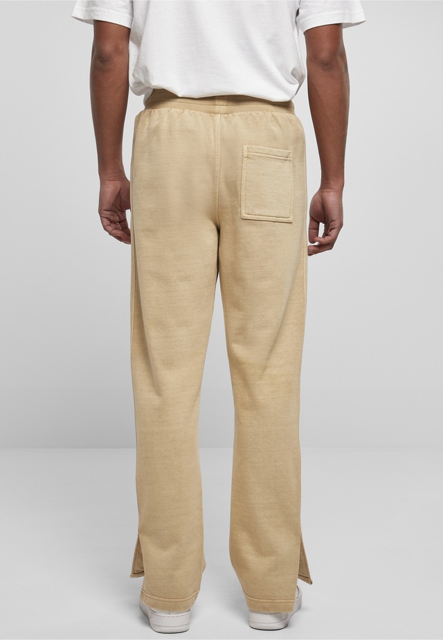 URBAN CLASSICS Sweathose »Urban Classics Herren Heavy Terry Garment Dye Slit Sweatpants«
