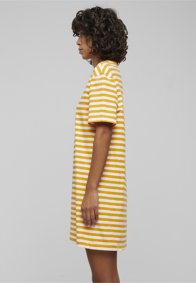 URBAN CLASSICS Shirtkleid »Urban Classics Damen Ladies Oversized Striped Tee Dress« 1 tlg.
