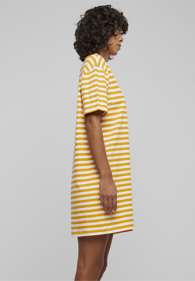 URBAN CLASSICS Shirtkleid »Urban Classics Damen Ladies Oversized Striped Tee Dress« 1 tlg.