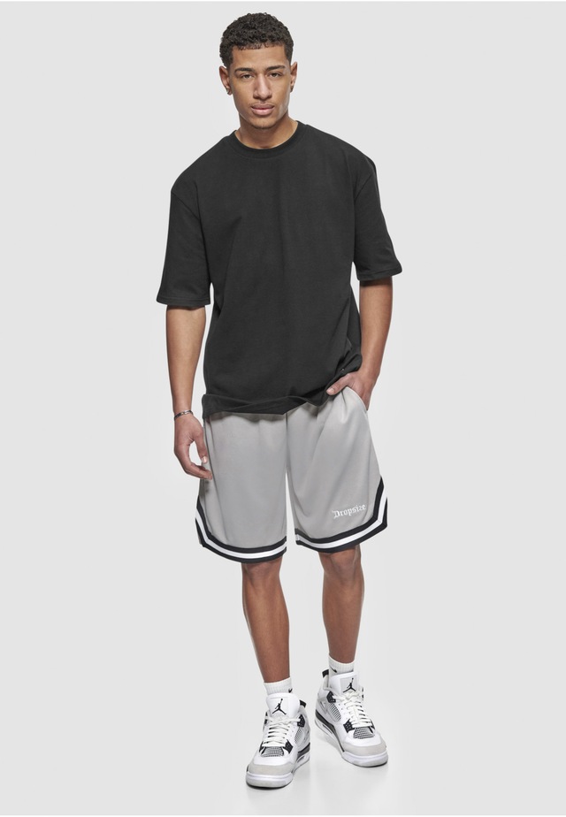 Dropsize »Dropsize Herren Dropsize Logo Mesh Shorts«