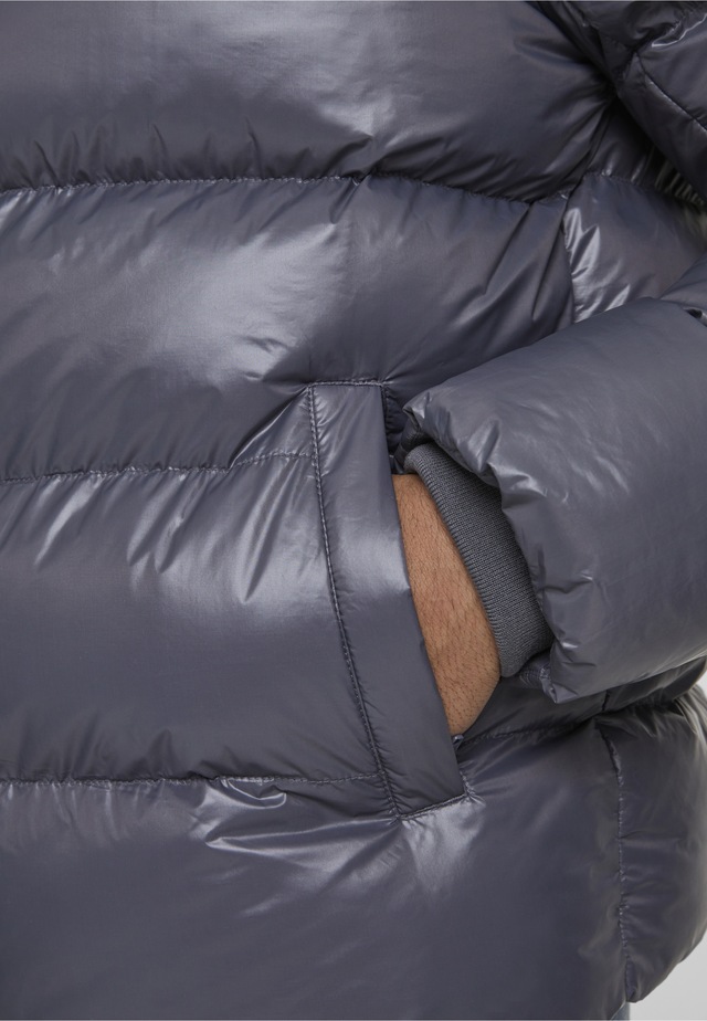 URBAN CLASSICS Winterjacke »Urban Classics Recycled Zip neck Puffer Jacket« 1 Stk. tlg. ohne Kapuze
