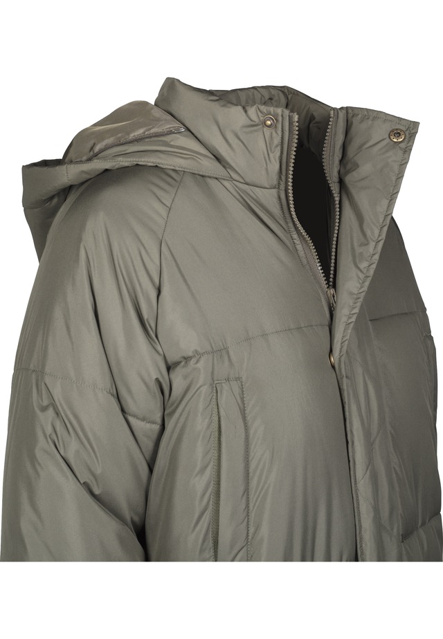 URBAN CLASSICS Winterjacke »Urban Classics Damen Ladies Oversize Faux Fur Puffer Coat« 1 Stk. tlg. mit Kapuze