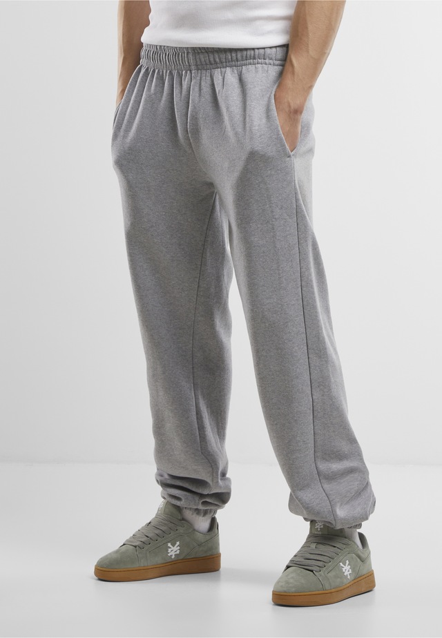 URBAN CLASSICS Jogginghose »Urban Classics Basic Loose Sweatpants«