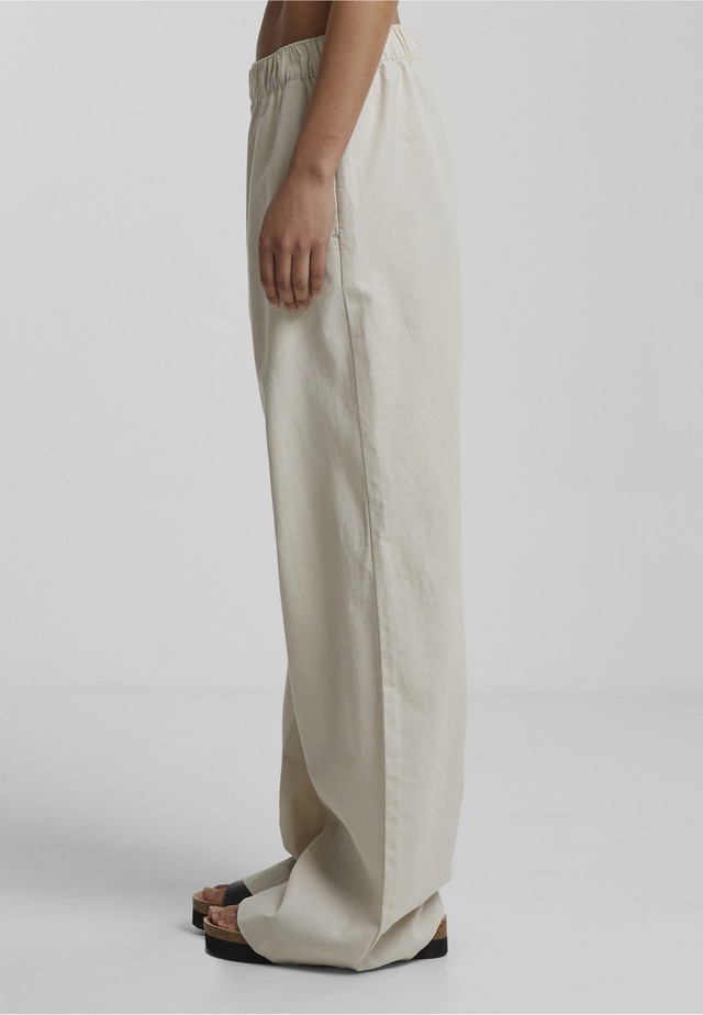 URBAN CLASSICS Stoffhose »Urban Classics Damen Ladies Linen Mixed Wide Pants«