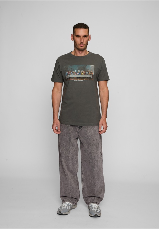 MisterTee Kurzarmshirt »MisterTee Herren Can't Hang With Us Tee« 1 Stk.