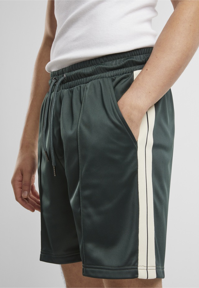 URBAN CLASSICS Shorts »Urban Classics Tennis Core Shorts«