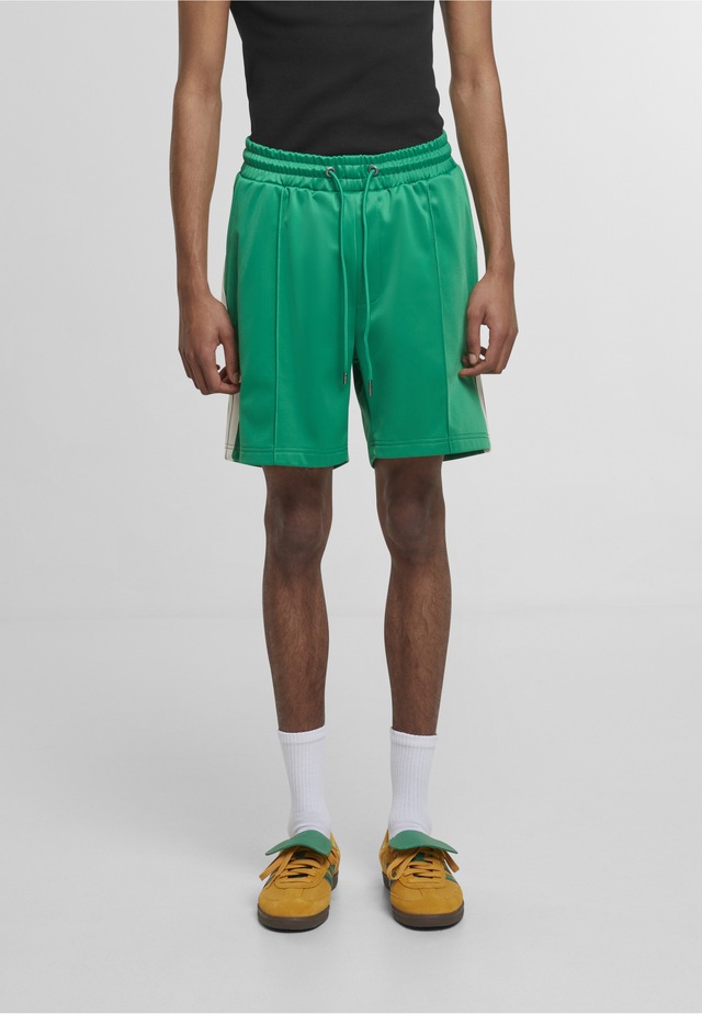 URBAN CLASSICS Shorts »Urban Classics Tennis Core Shorts«