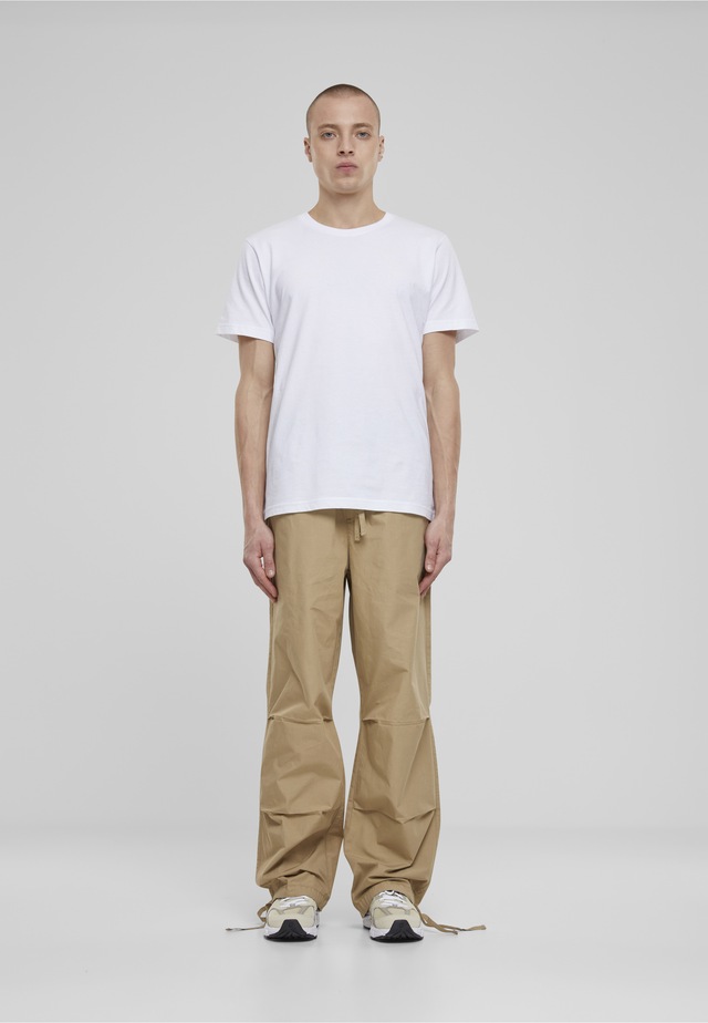 URBAN CLASSICS Stoffhose »Urban Classics Wide Poplin Pants«