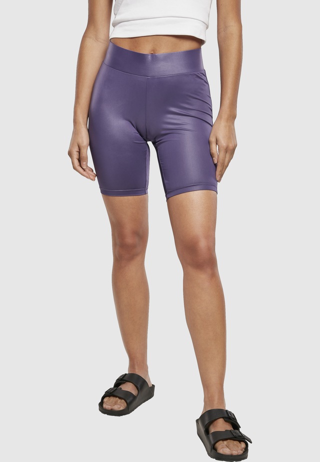 URBAN CLASSICS Stoffhose »Urban Classics Damen Ladies Synthetic Leather Cycle Shorts«