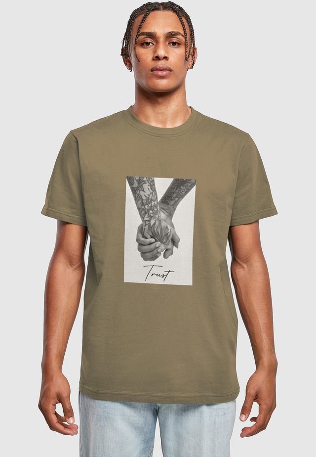 MisterTee Kurzarmshirt »MisterTee Herren Trust 2.0 Tee« 1 Stk.