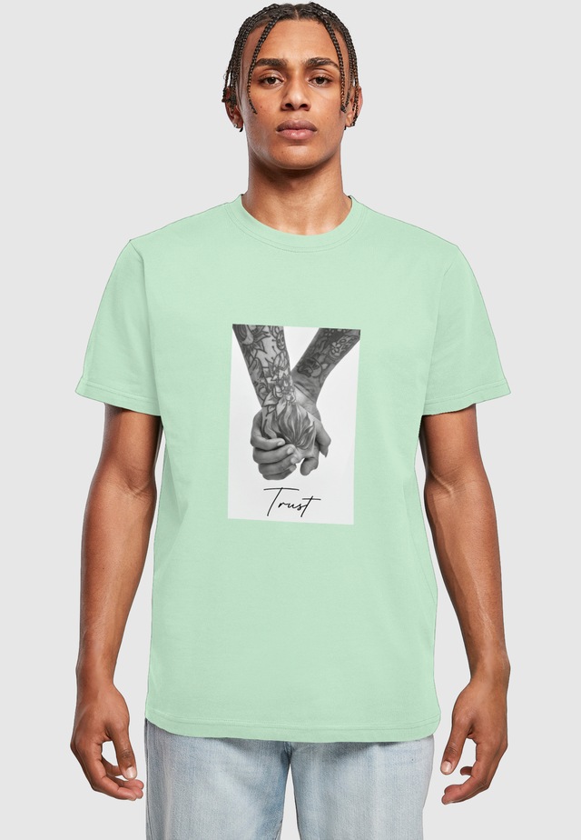 MisterTee Kurzarmshirt »MisterTee Herren Trust 2.0 Tee« 1 Stk.