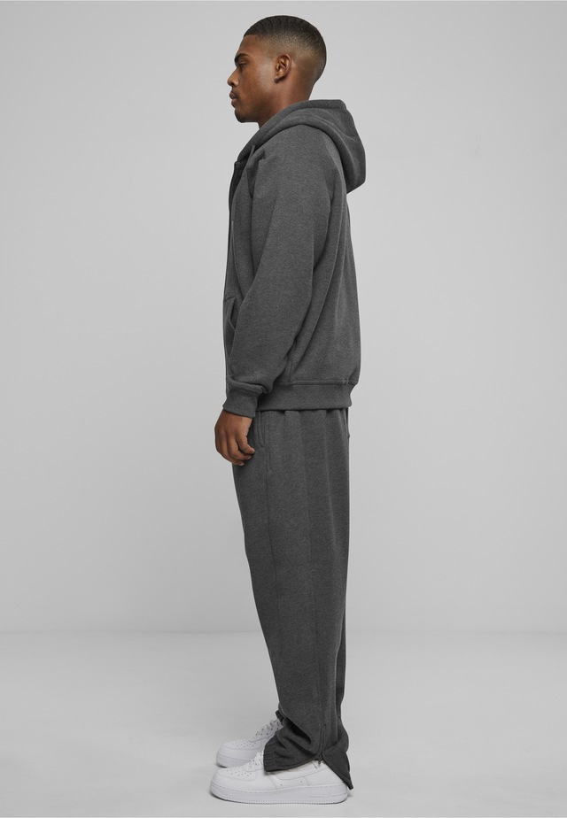 URBAN CLASSICS Trainingsanzug »Urban Classics Herren Blank Suit« 2