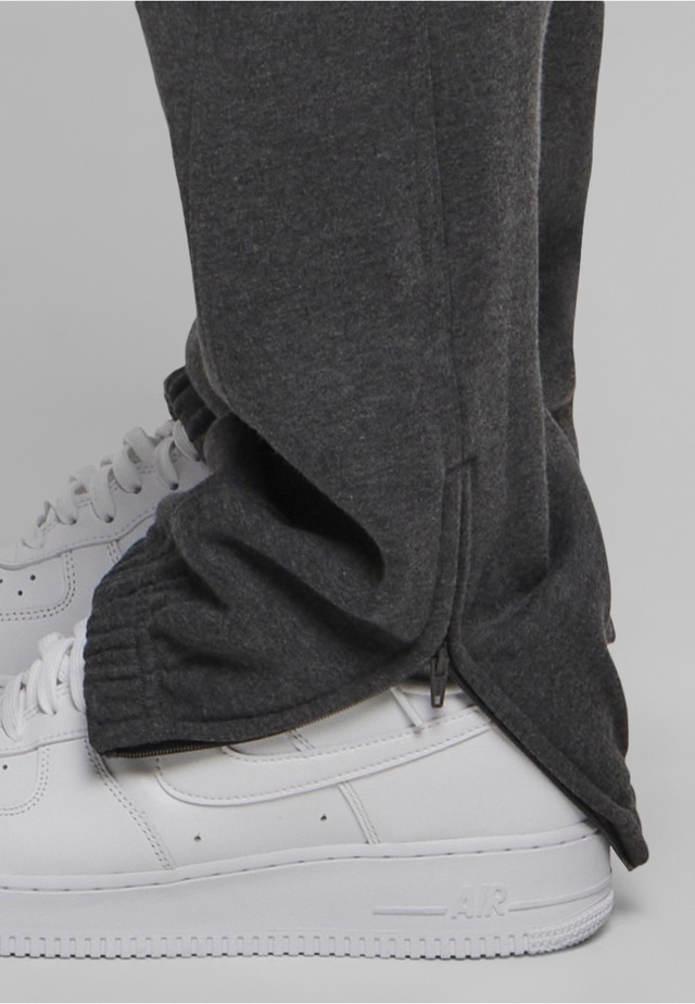 URBAN CLASSICS Trainingsanzug »Urban Classics Herren Blank Suit« 2