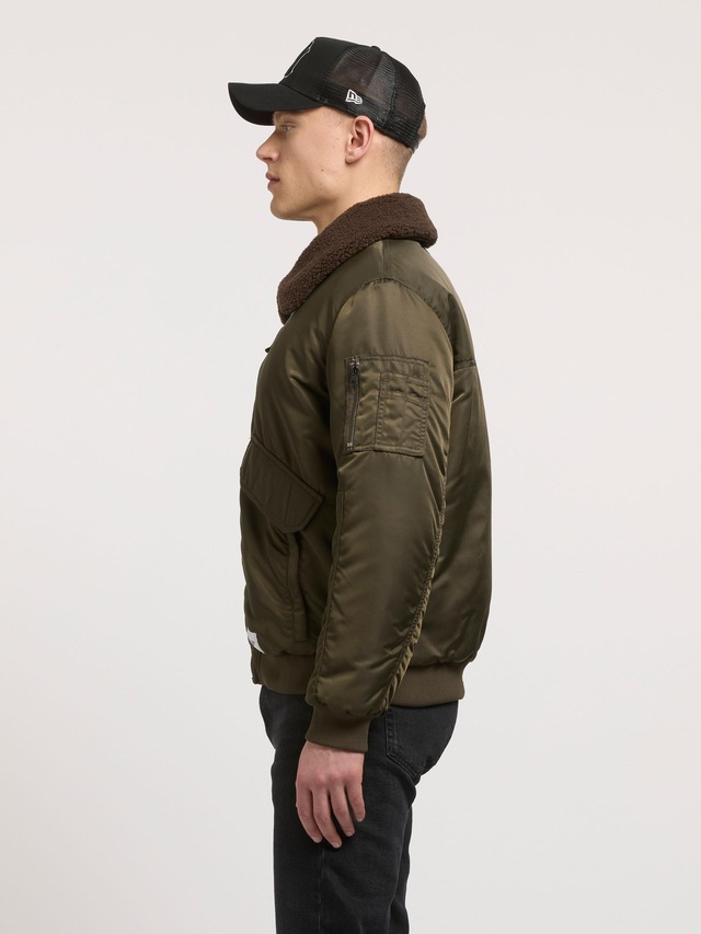 khujo Bomberjacke »Ground« ohne Kapuze Weite Herren Winterjacke mit abnehmbarem Kunstpelz-Besatz