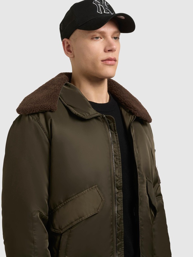 khujo Bomberjacke »Ground« ohne Kapuze Weite Herren Winterjacke mit abnehmbarem Kunstpelz-Besatz