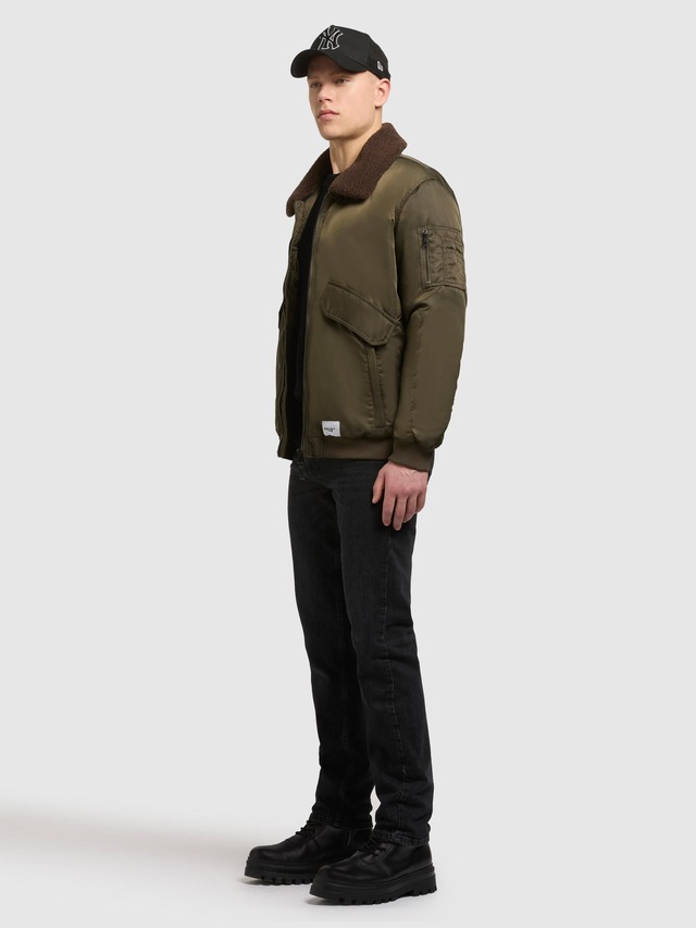khujo Bomberjacke »Ground« ohne Kapuze Weite Herren Winterjacke mit abnehmbarem Kunstpelz-Besatz