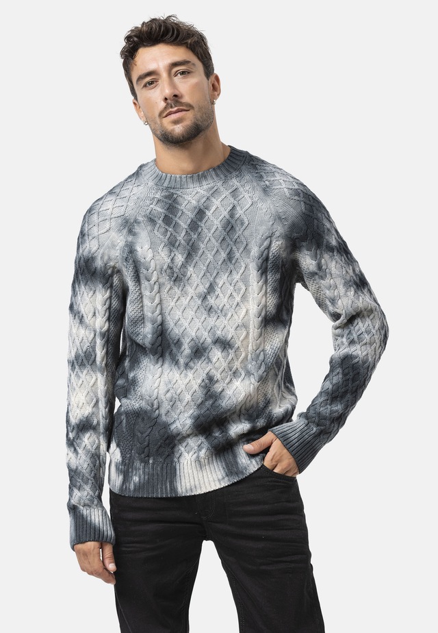 Cipo & Baxx Strickpullover »CP287« 1 Stk. mit lassischem Zopfmuster