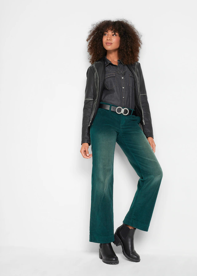 bonprix Cordhose »Stretch-Cordhose, Wide« aus Baumwolle und Elasthan, Loose Fit, ausgestelltes Bein