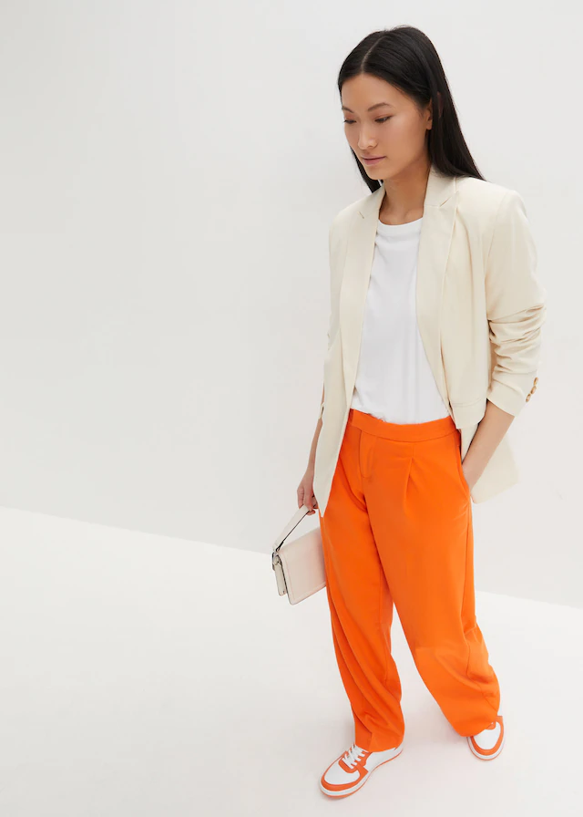 bonprix Bundfaltenhose »Bundfaltenhose« aus Polyester, Viskose und Elasthan, Loose Fit, festlicher Stil