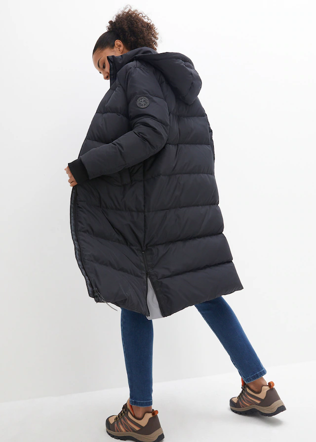 bonprix Steppmantel »Daunenmantel mit recycelter Daune und isolierender Wärmetechnologie« sportlicher Stil, mit 2-Wege-Reißverschluss, oversize, wasserabweisend