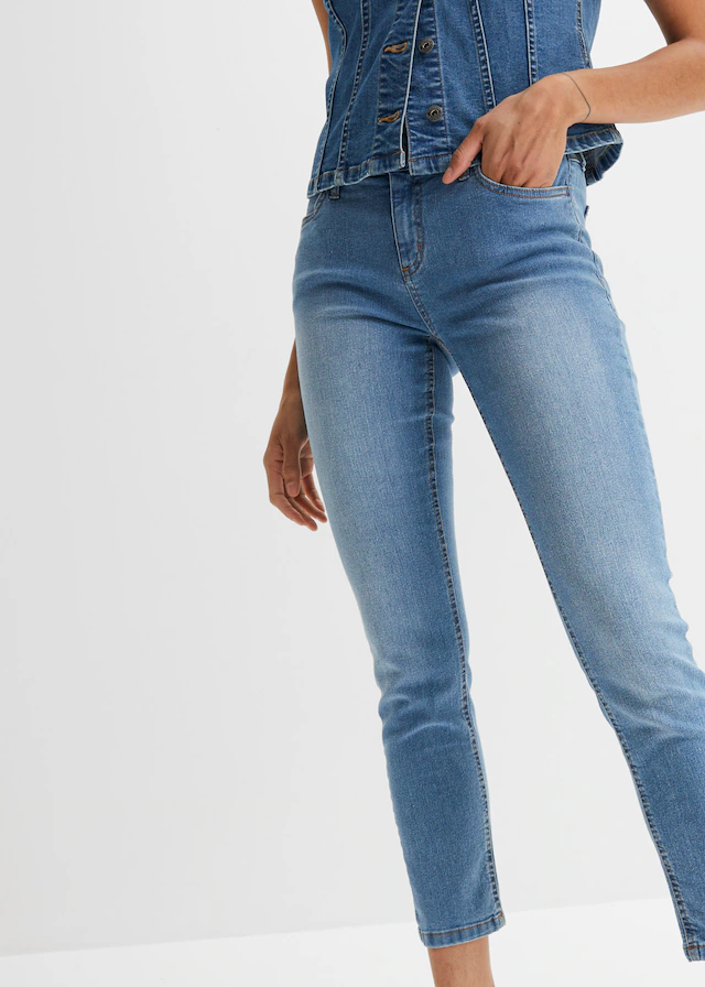 bonprix 7/8-Jeans »Slim Fit Jeans Mid Waist, cropped« Slim fit Passform, aus Baumwollmischung, mit vier Taschen