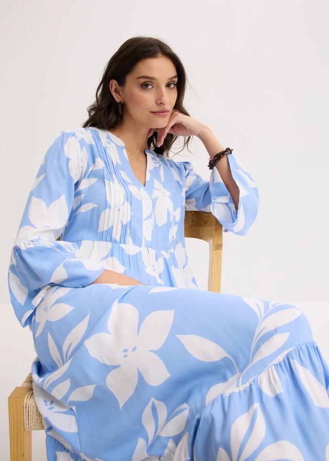 bonprix Maxikleid »Maxikleid aus fließender Viskose« für modischen Auftritt, aus Viskose, A-Linie, 3/4-Ärmel