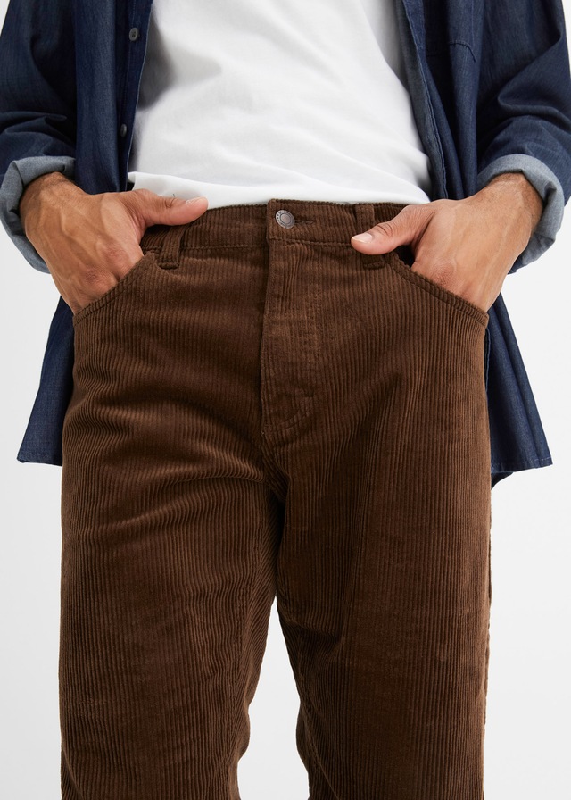 bonprix Cordhose »Regular Fit Stretch-Cordhose mit Komfortschnitt« aus Baumwolle und Elasthan, Regular Fit, Komfortschnitt