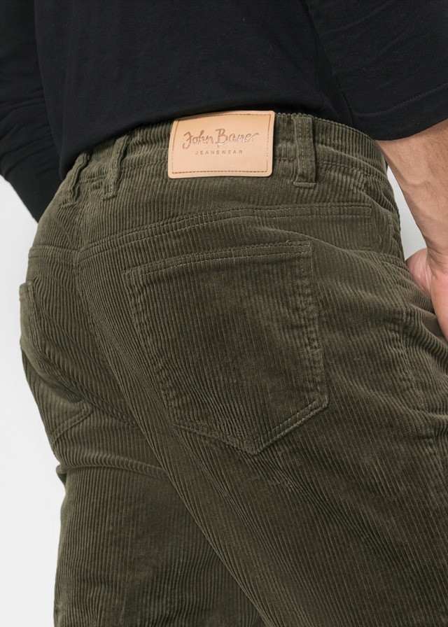 bonprix Cordhose »Regular Fit Stretch-Cordhose mit Komfortschnitt« aus Baumwolle und Elasthan, Regular Fit, Komfortschnitt