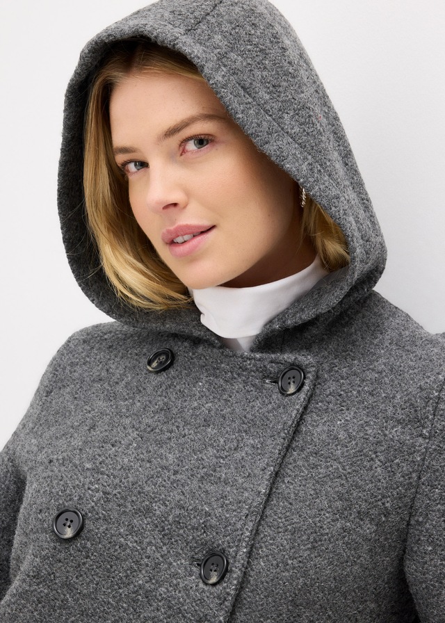 bonprix Cabanjacke mit Kapuze moderner Look, aus kuscheligem Bouclé-Material, mit Kapuze