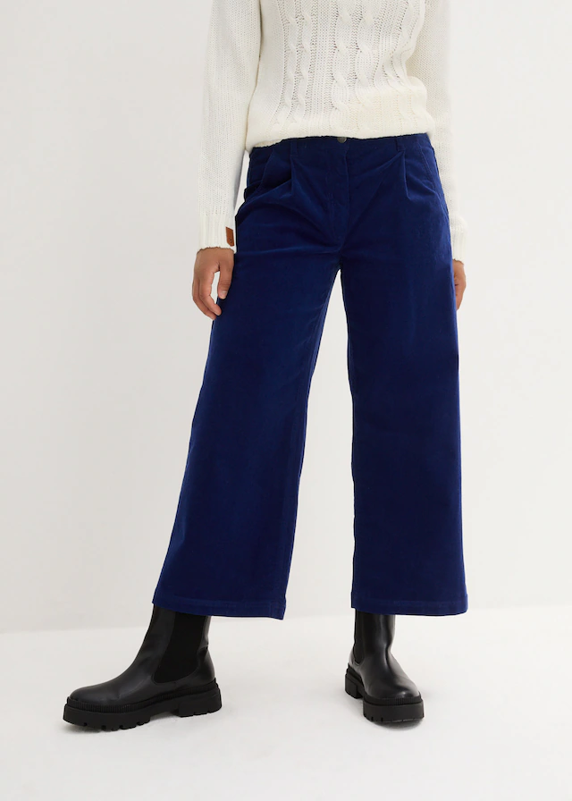 bonprix Cordhose »Weite Stretchcord-Culotte mit High-Waist-Bequembund, 7/8-Länge« Culotte aus Stretchcord, lockere Passform, hoher Bund, 7/8-Länge