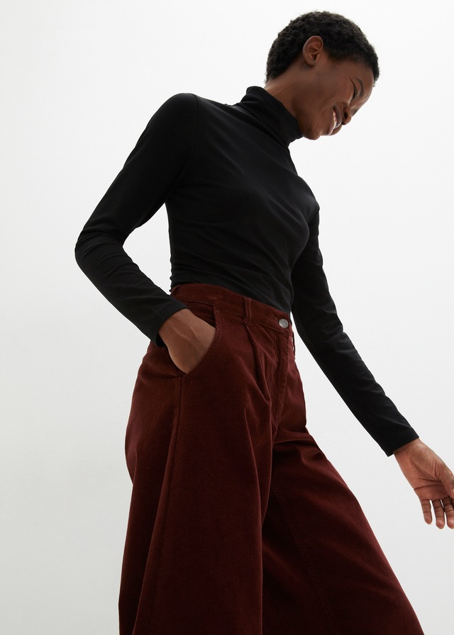 bonprix Cordhose »Weite Stretchcord-Culotte mit High-Waist-Bequembund, 7/8-Länge« Culotte aus Stretchcord, lockere Passform, hoher Bund, 7/8-Länge
