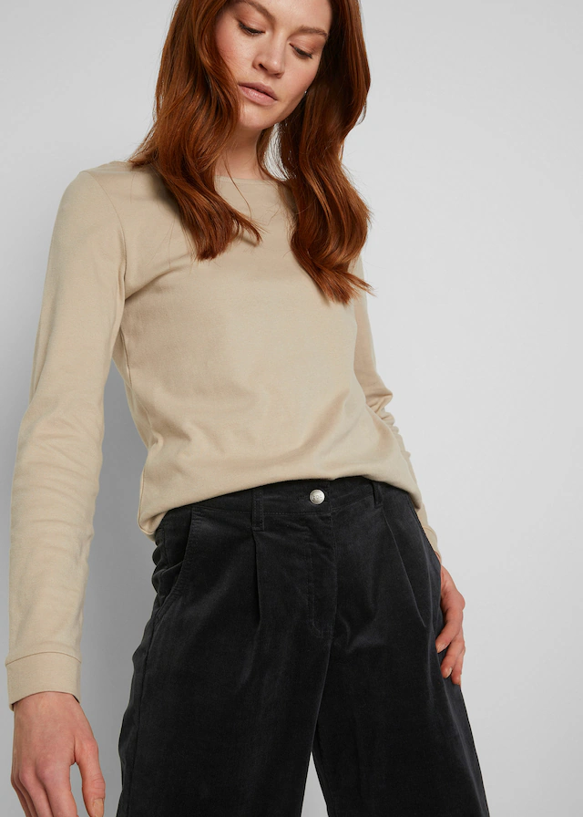 bonprix Cordhose »Weite Stretchcord-Culotte mit High-Waist-Bequembund, 7/8-Länge« Culotte aus Stretchcord, lockere Passform, hoher Bund, 7/8-Länge
