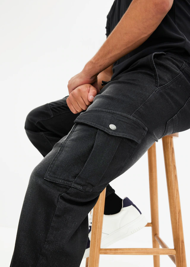 bonprix Jogg Pants »Regular Fit Jeans-Jogger mit Komfortbund, Straight« mit Komfortbund