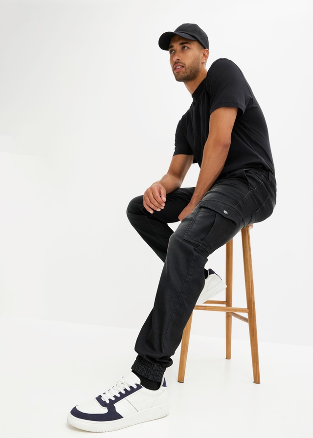bonprix Jogg Pants »Regular Fit Jeans-Jogger mit Komfortbund, Straight« mit Komfortbund