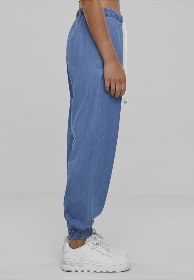 URBAN CLASSICS Jogginghose »Urban Classics Damen Ladies Light Denim Jogpants«