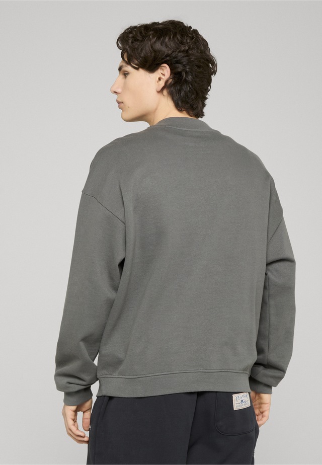 URBAN CLASSICS Sweater »Urban Classics Herren Boxy Pocket Crew« 1 Stk.