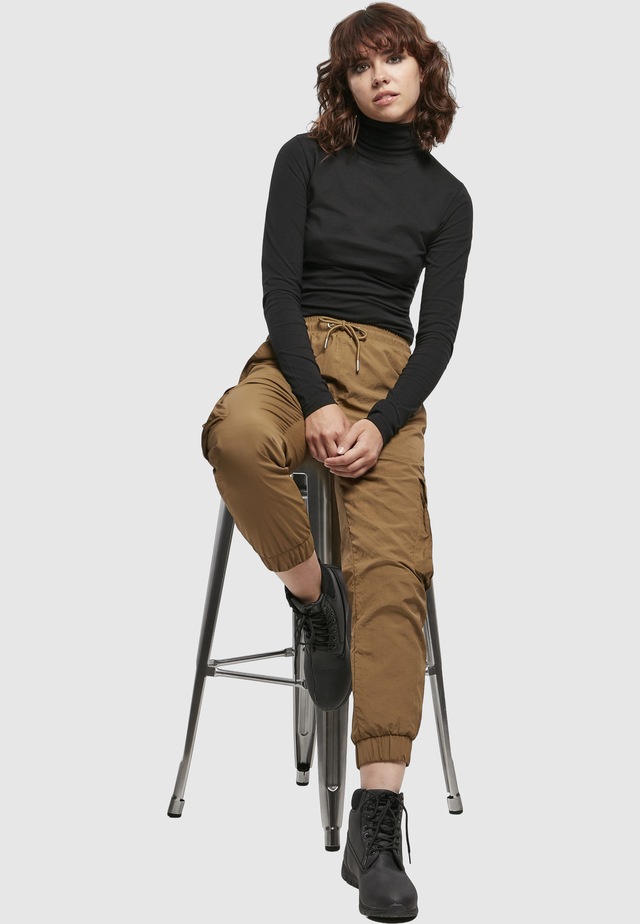 URBAN CLASSICS Schultertasche »Urban Classics Damen Ladies High Waist Crinkle Nylon Cargo Pants«