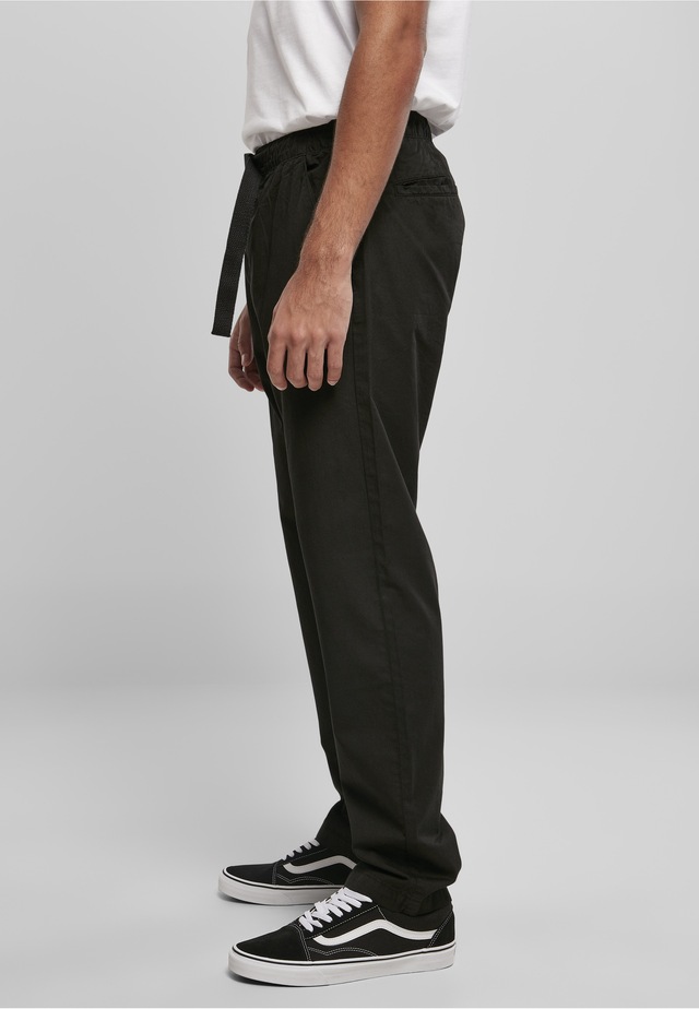 URBAN CLASSICS Stoffhose »Urban Classics Herren Straight Leg Chino with Belt«